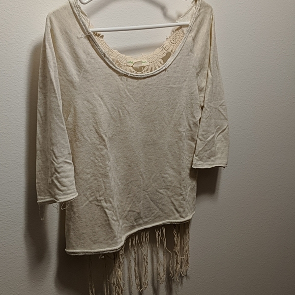 Crochet Fringe Cropped Sweatshirt - Picture 2 of 3